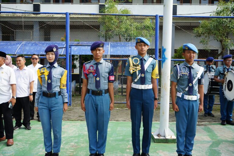 Upacara Serah Terima Jabatan Staff Batalyon SMKN 13 MALANG “Regenerasi Kepemimpinan untuk Mewujudkan Disiplin dan Integritas”